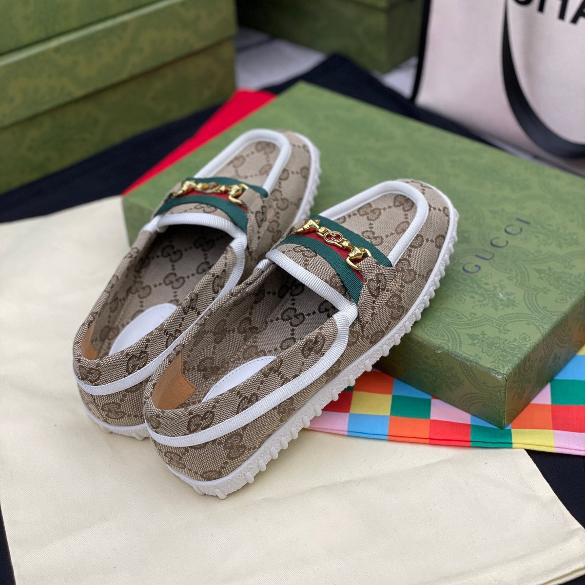 SE565  Size 4-9