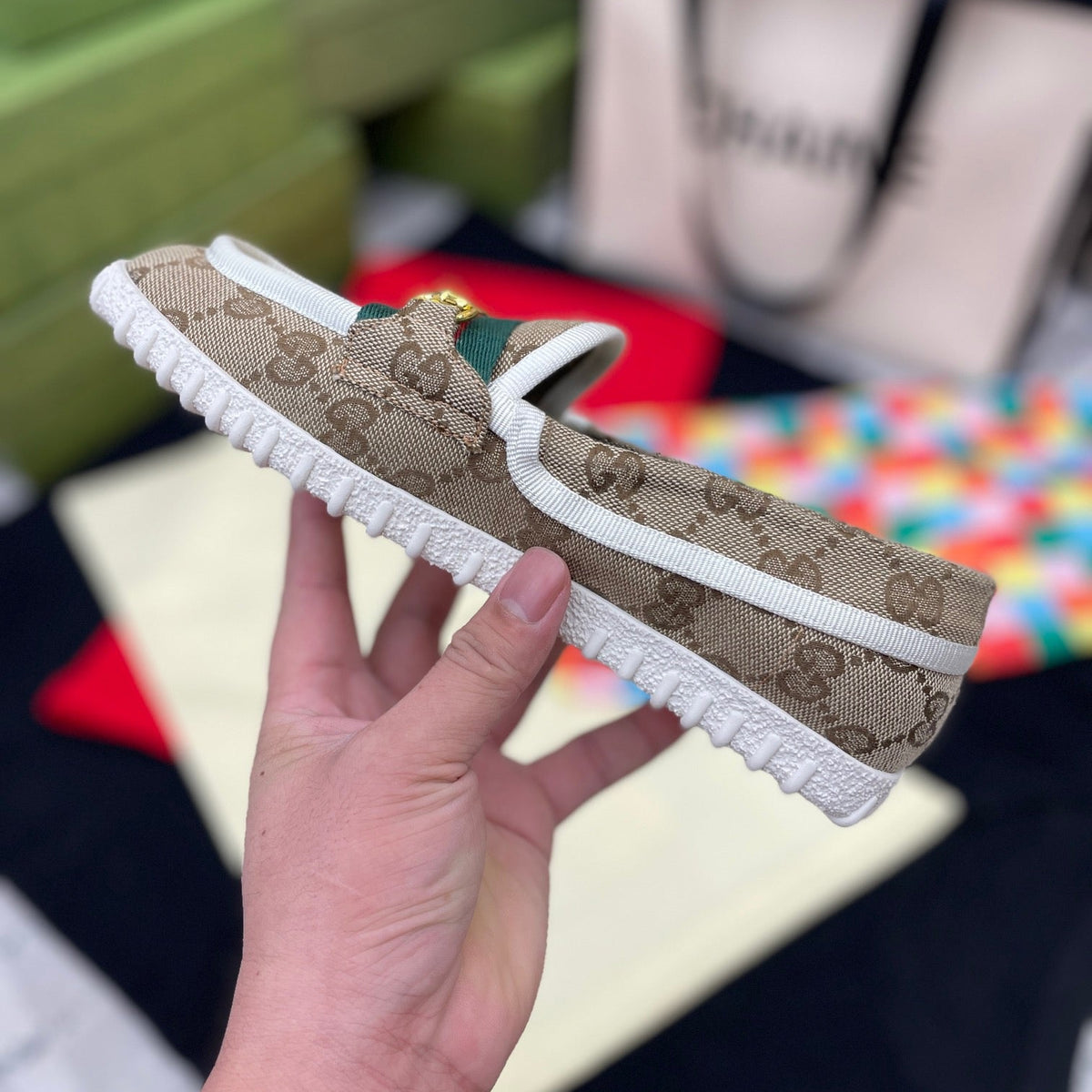 SE565  Size 4-9
