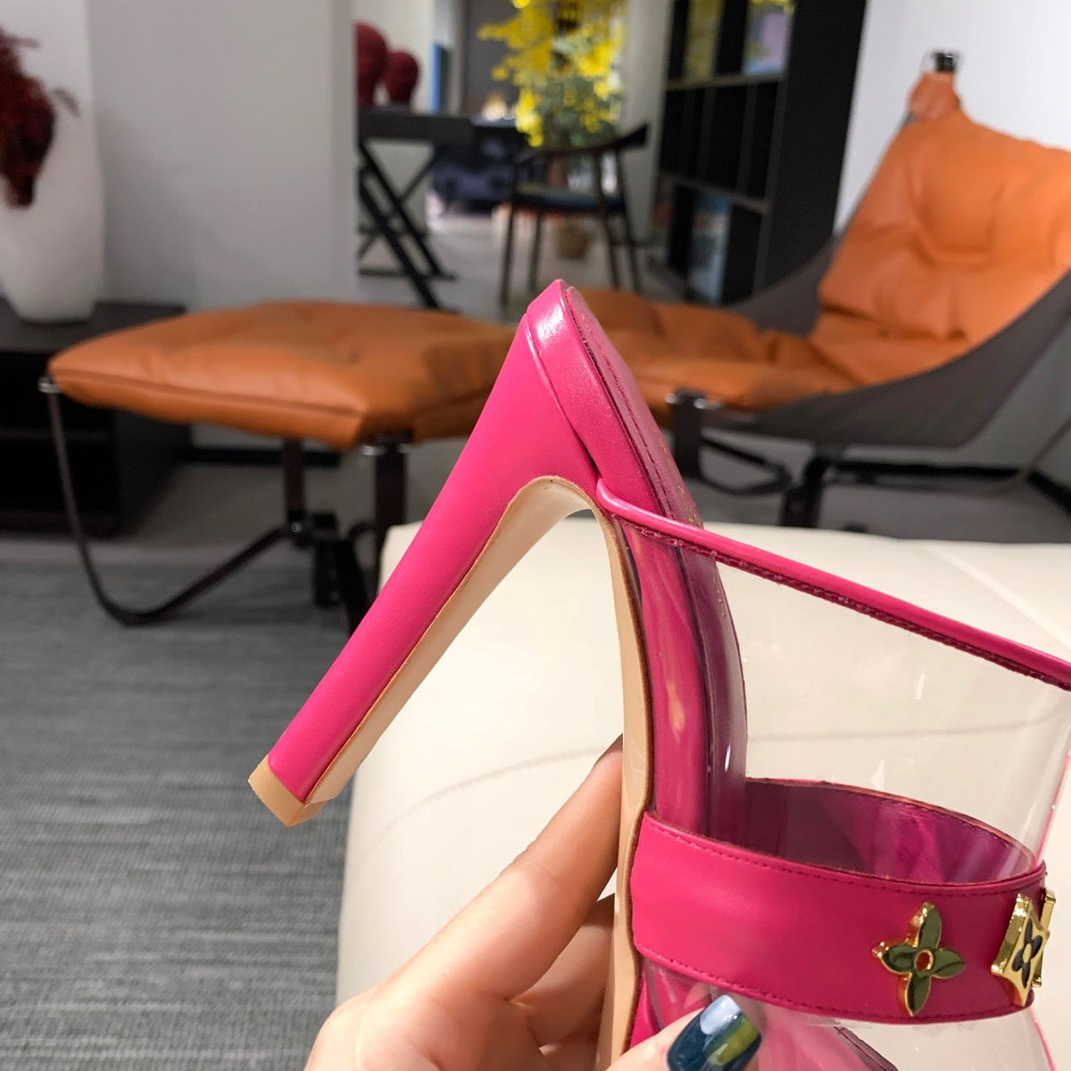 SE569 Size 4-11  Heels:10cm Material: Cowhide  Lining: Sheep skin Sole: Italian leather