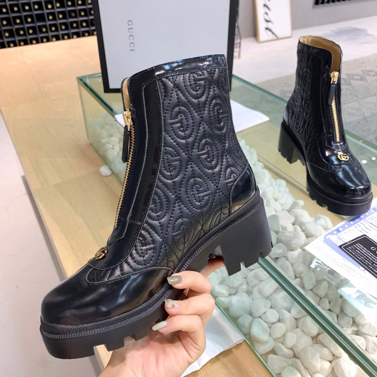 SE623 Size 4-11  Heels:6cm Material: Cowhide  Lining: Cowhide Sole: Rubber