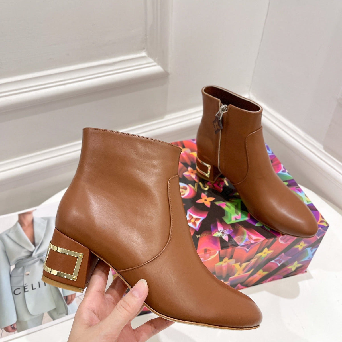 SE668  Size 4-9   Heels:5cm Material: Cowhide  Lining: Sheep skin Sole: Italian leather