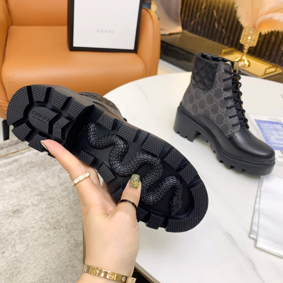SE675  Size 4-11   Heels:6cm Material: Cowhide  Lining: Cowhide Sole: Rubber