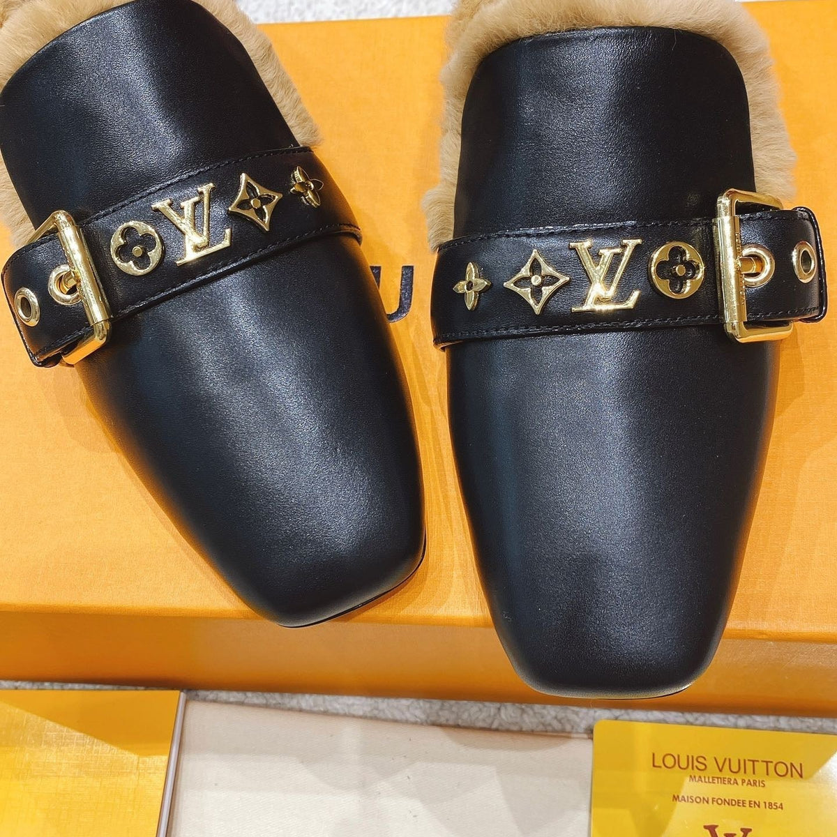 SE747   Size 4-9