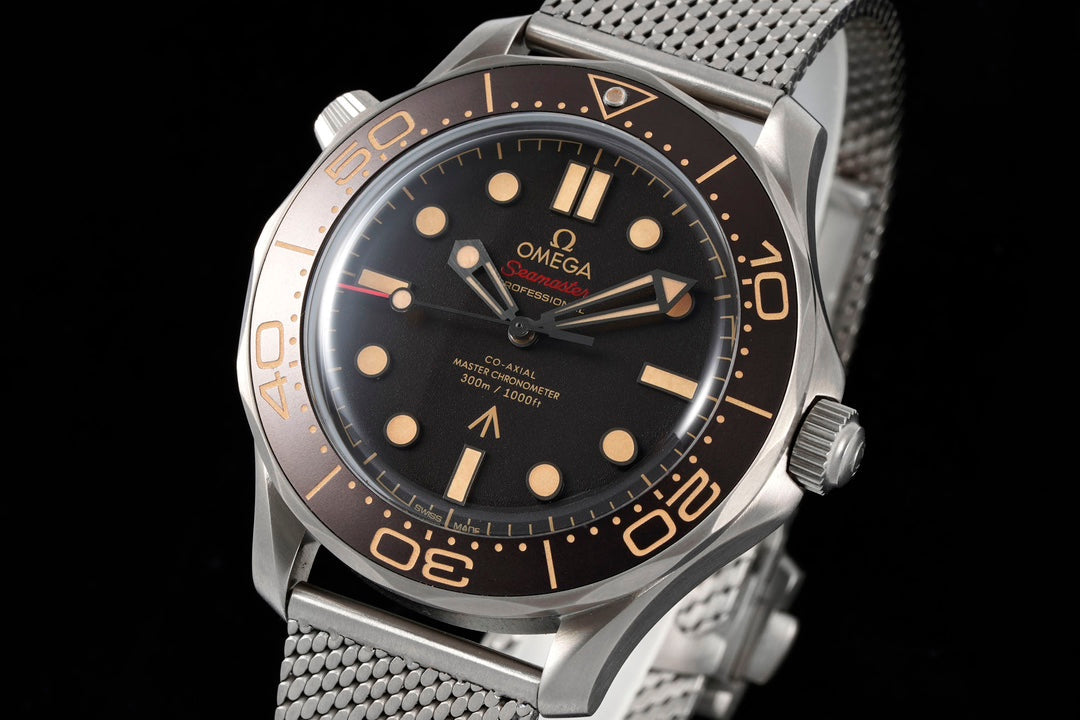 OMEGA Bond 007