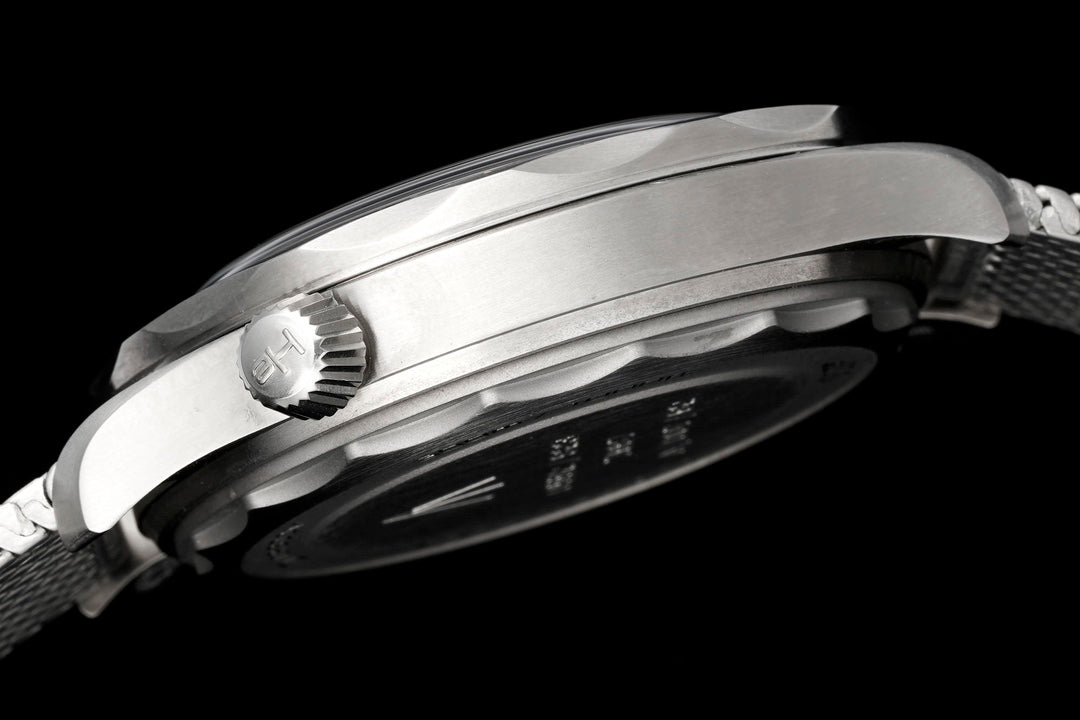 OMEGA Bond 007