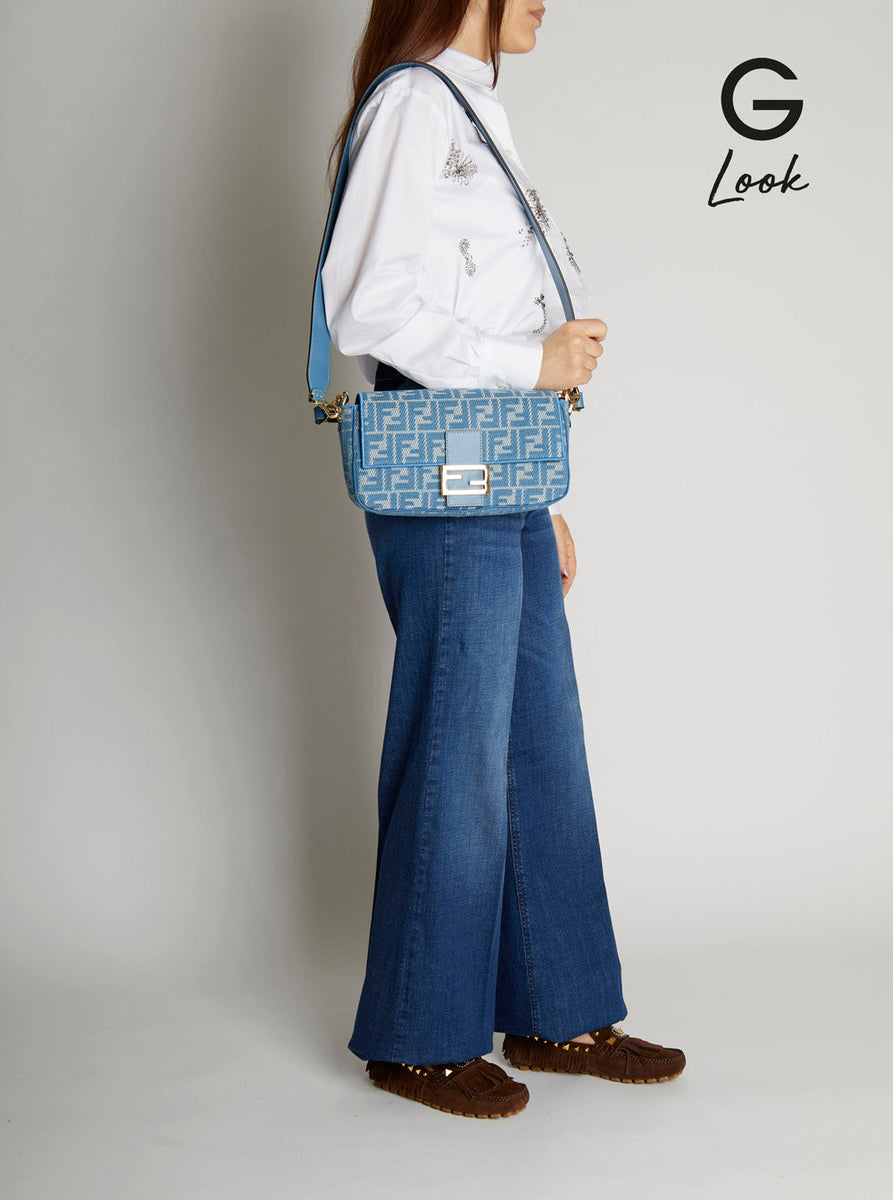 Fendi Women 'Baguette Medium' Blue Shoulder Bag With All-Over Ff Motif And Ff Logo Plaque On The Front In Cotton Woman