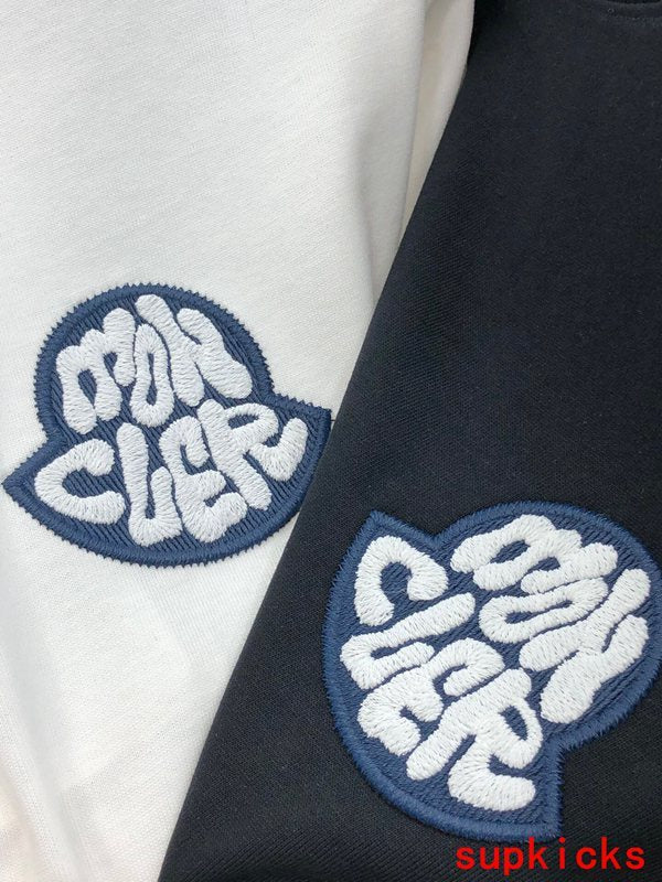 Moncler Luxury Cloth