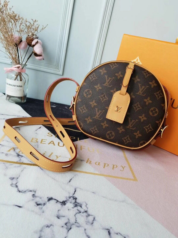 I W Fashion Lu-Vi bags - 17895