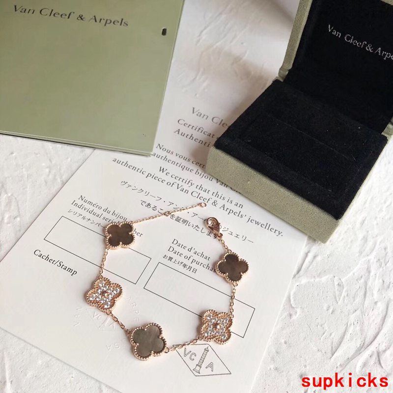 Van Cleef & Arples Jewelry