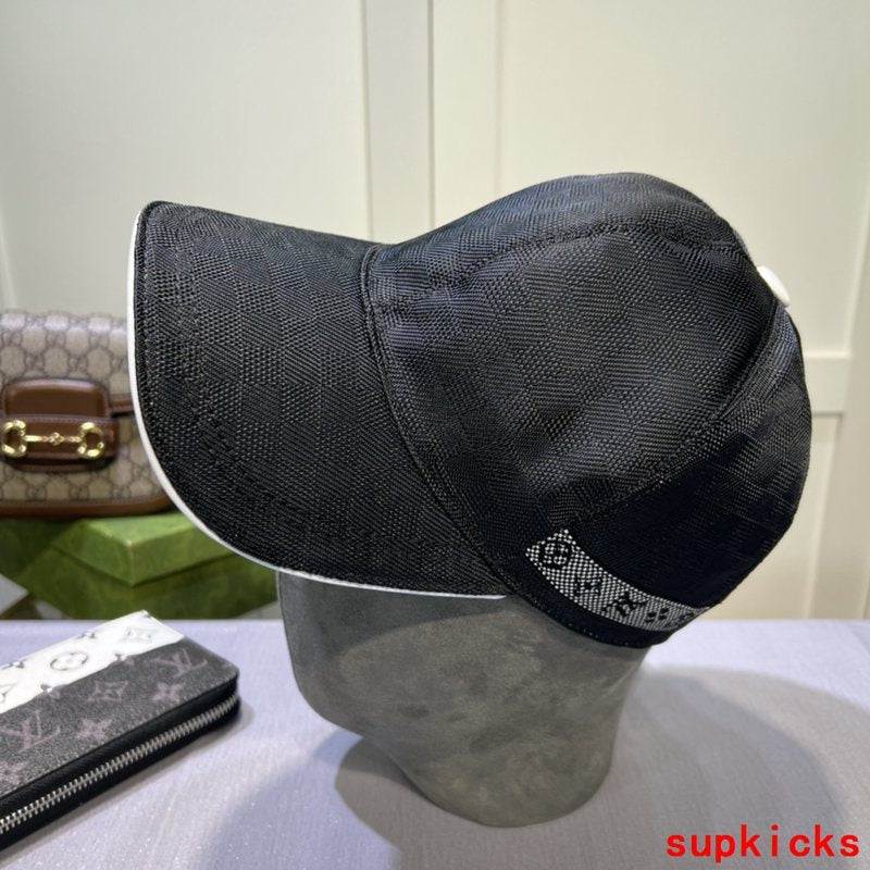 Louis Vuitton Luxury Cap
