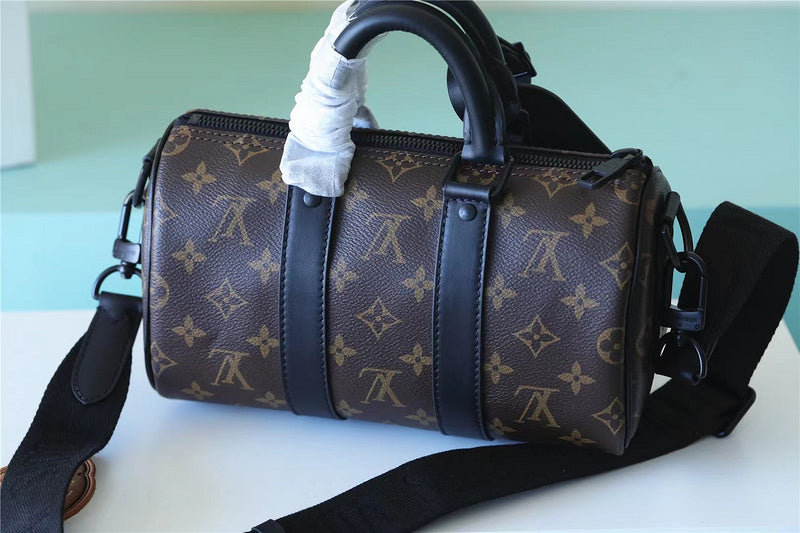 I W Fashion Lu-Vi bags - 11252