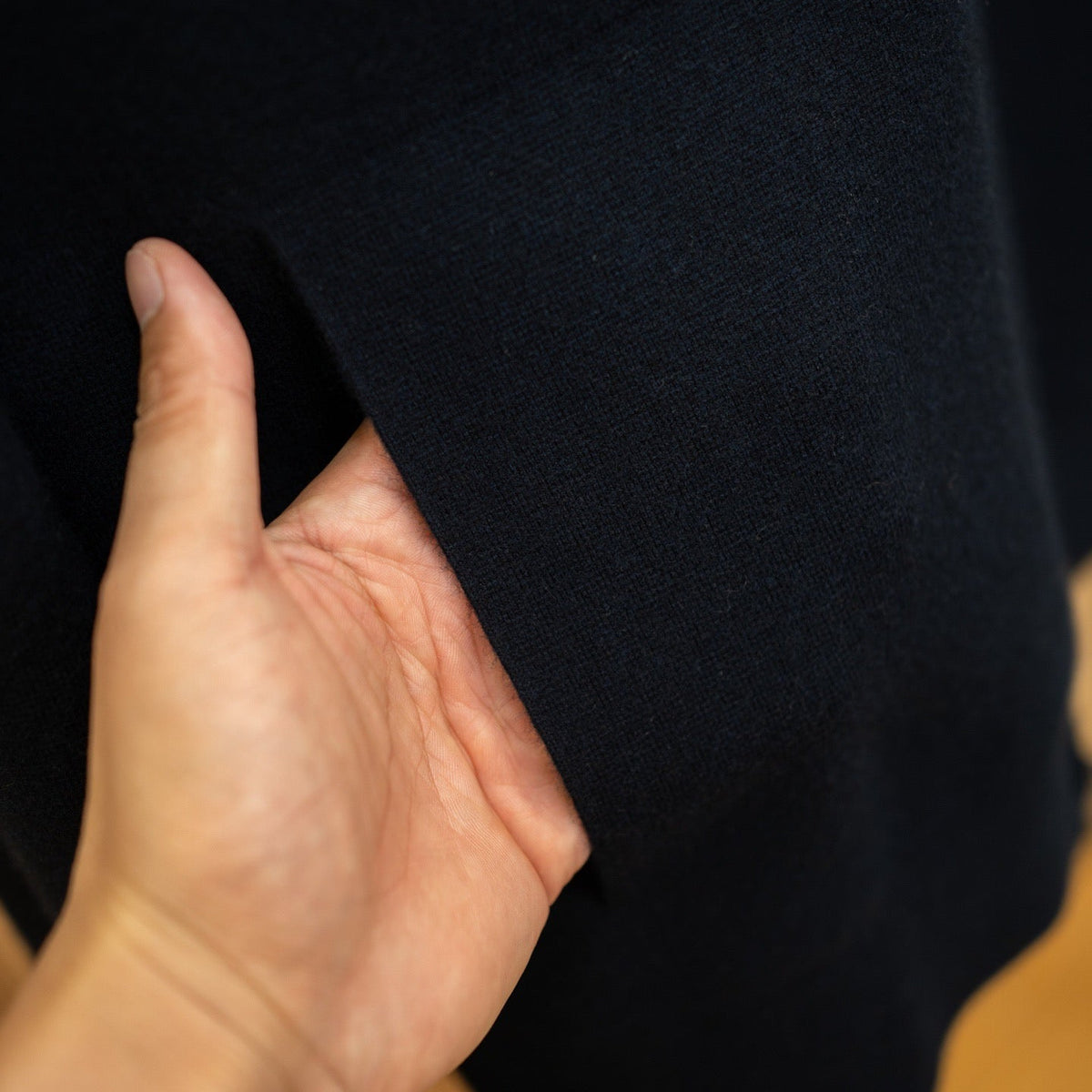 LORO P MERINO WOOL ZIP HOODIE