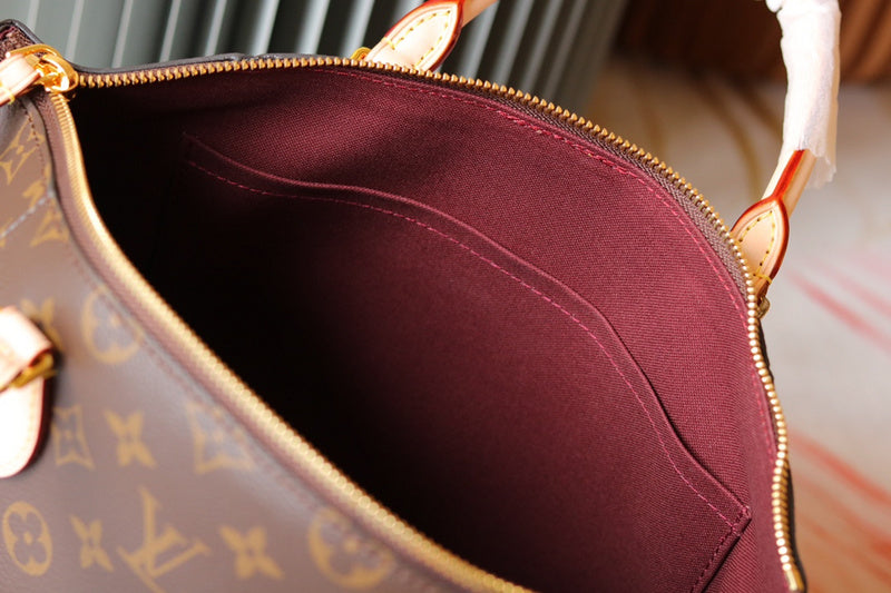 I W Fashion Lu-Vi Bags - 16945