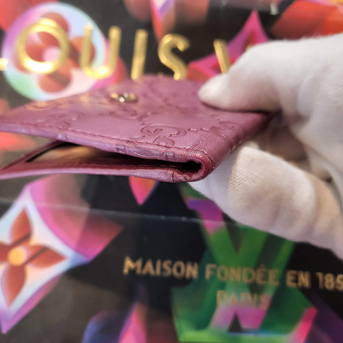 Authentic Gucci Metallic Guccissima Heart Travel Wallet