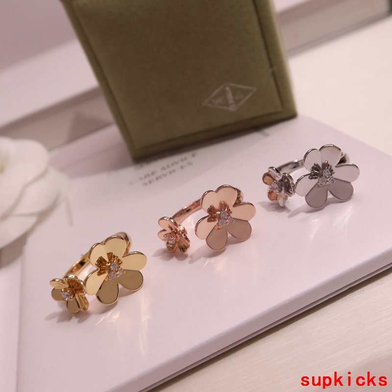 Van Cleef & Arples Jewelry