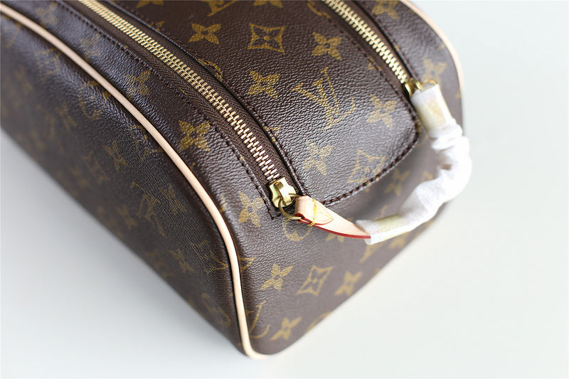 I W Fashion Lu-Vi bags - 10987