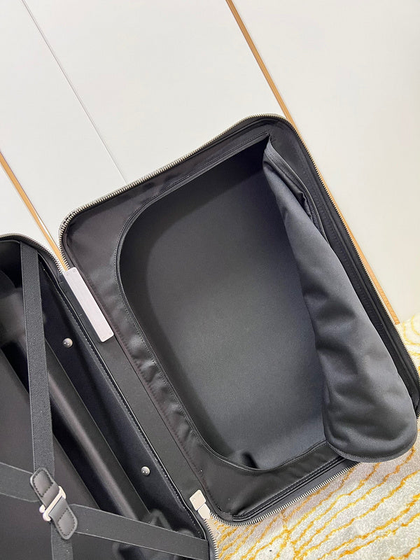 I W Fashion Lu-Vi bags - 11371