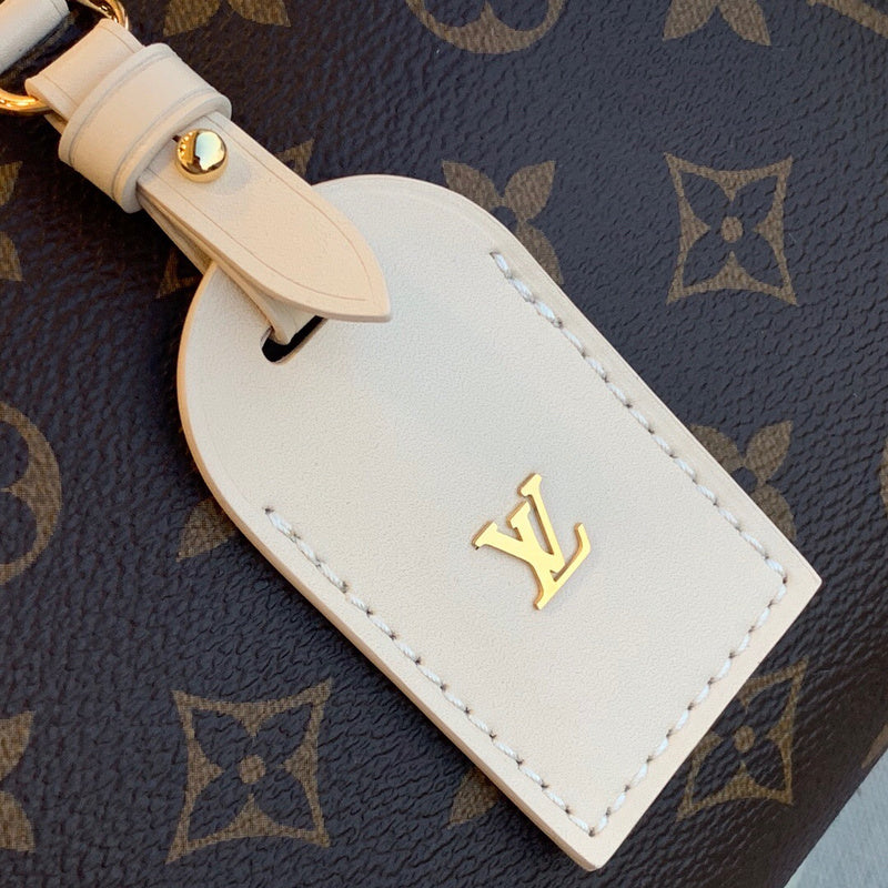LOV2 Bags - Luxurious Bags  960