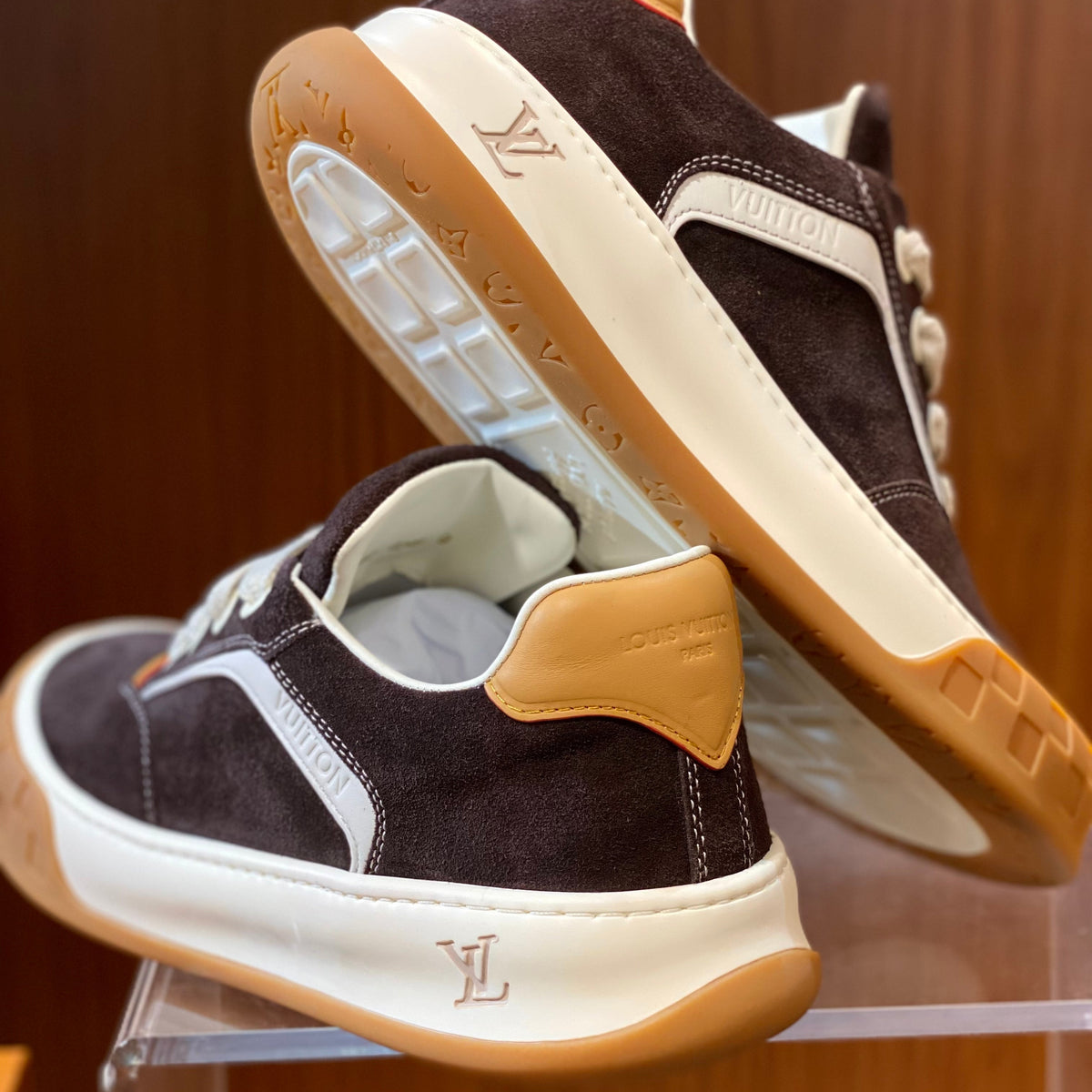 LOU TILTED SNEAKERS