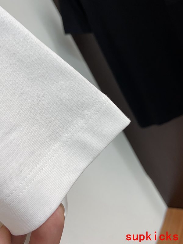 Moncler Luxury Cloth