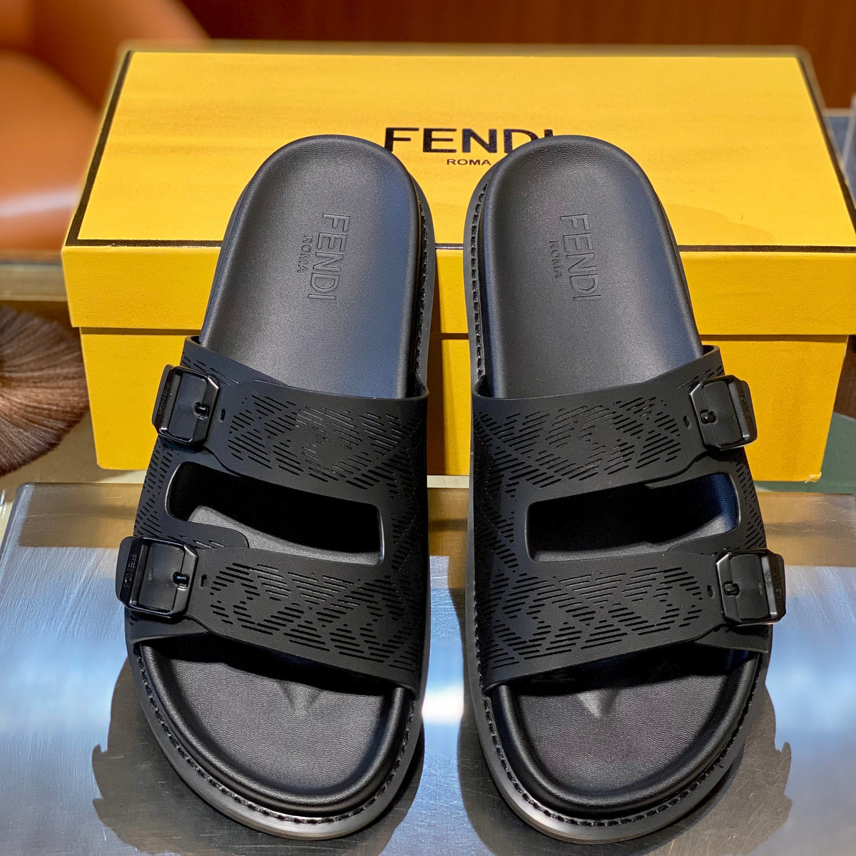 FEN SANDALS