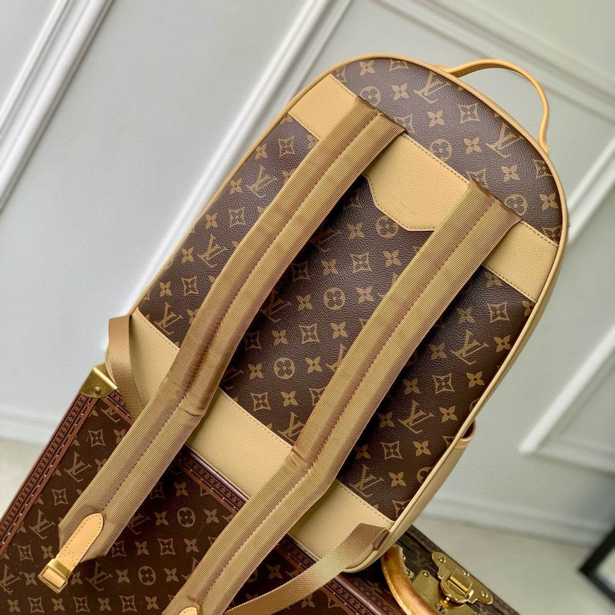 LOU OUTDOOR BACKPACK