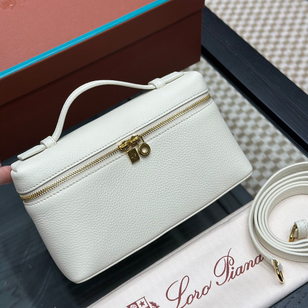 LORO P EXTRA POCKET L19 BAG