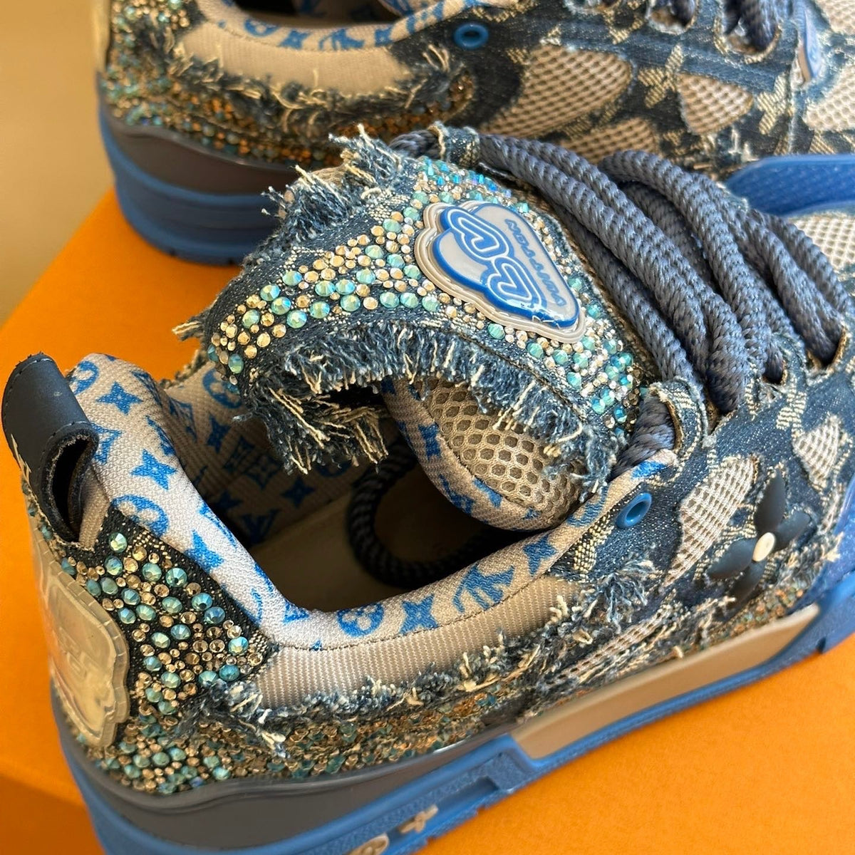 LOU TRAINERS