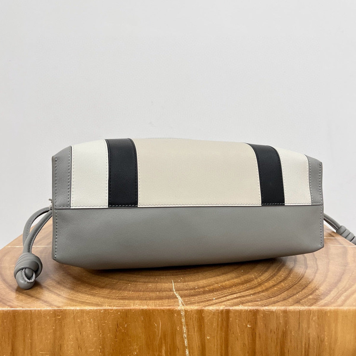 LOEW FLAMENCO MEDIUM POUCH