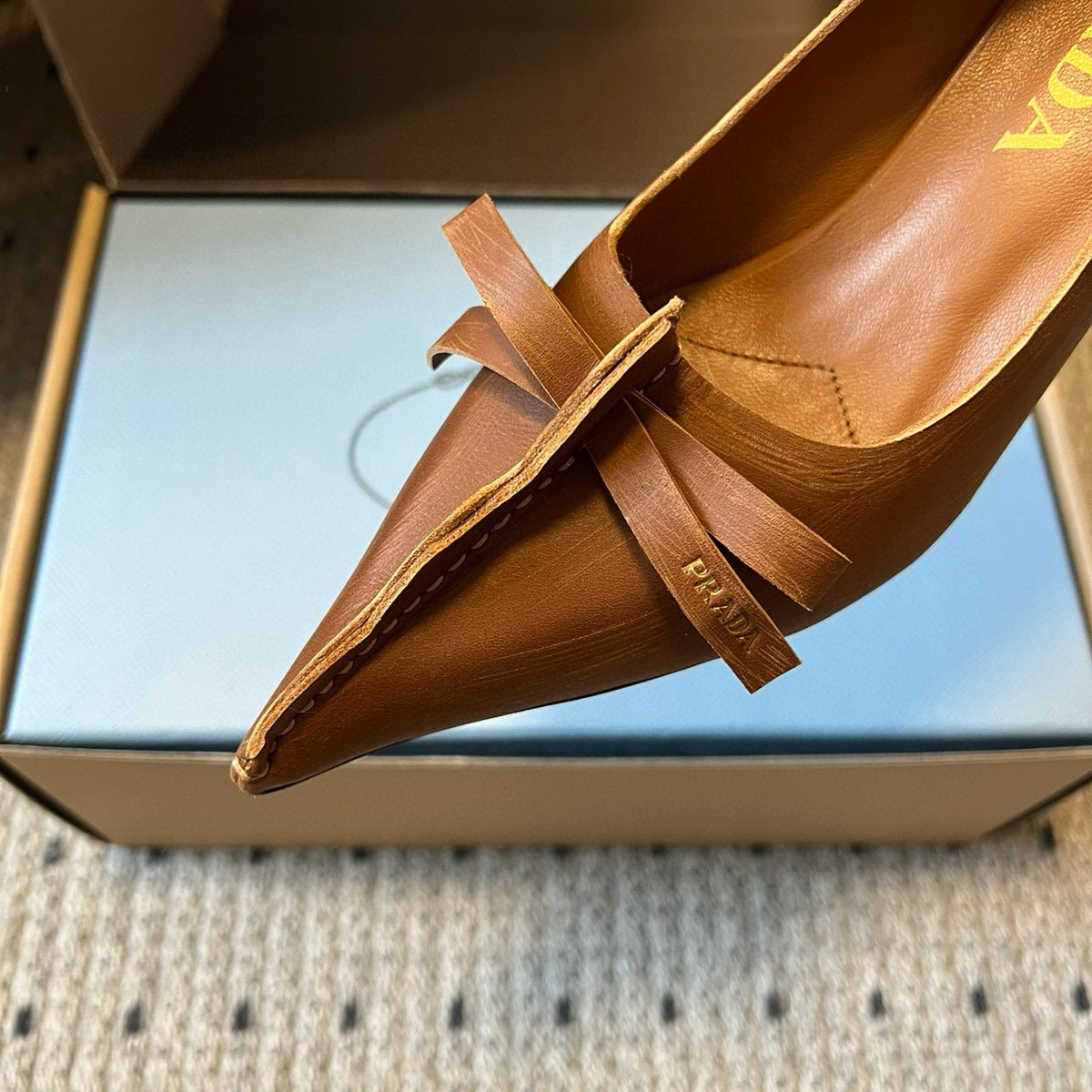 PD HEELS