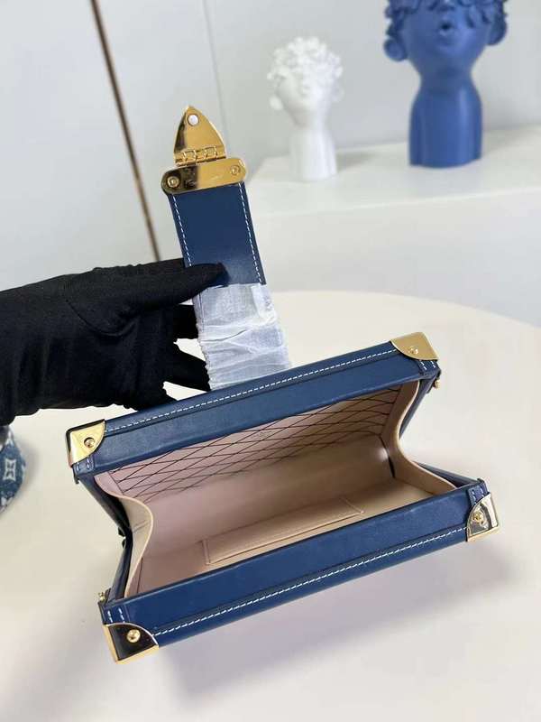 LOV2 Bags - Luxurious Bags  642