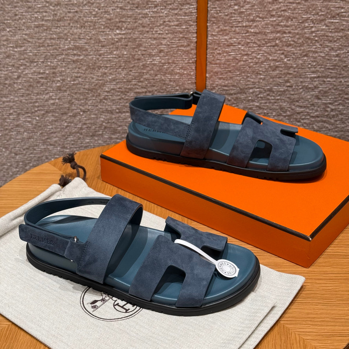 HERM GENIUS SANDALS
