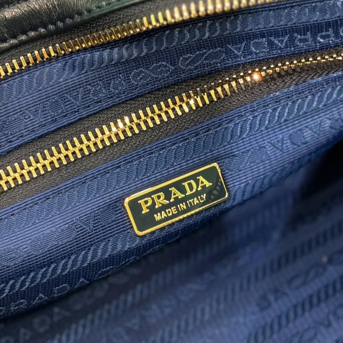 PD MEDIUM LEATHER HANDBAG