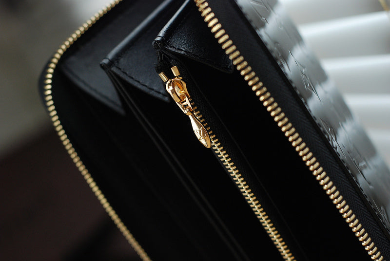 I W Fashion Lu-Vi bags - 9408
