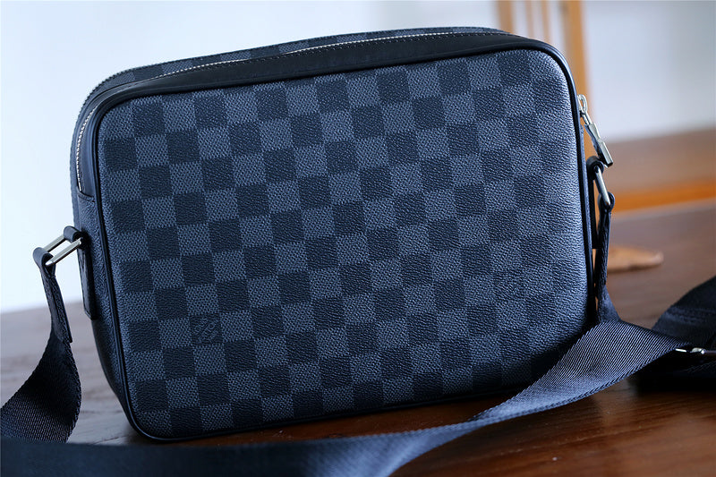 I W Fashion Lu-Vi bags - 10075