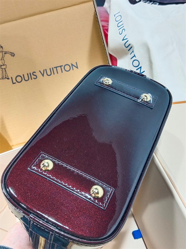 PHA - LOV Bags - 211
