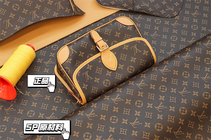 PHA - LOV Bags - 381