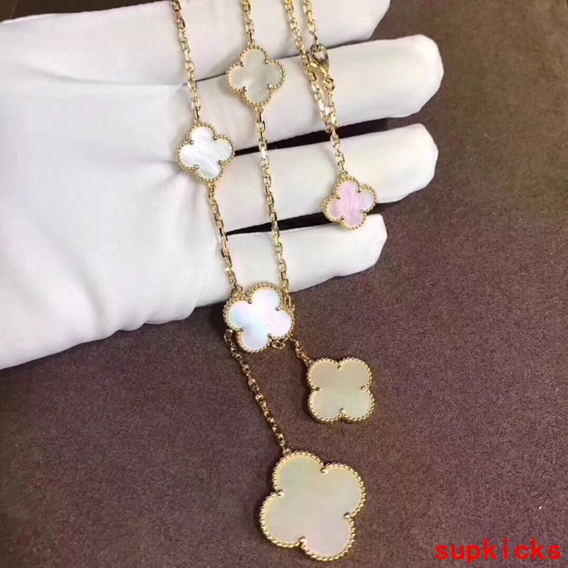Van Cleef & Arples Jewelry
