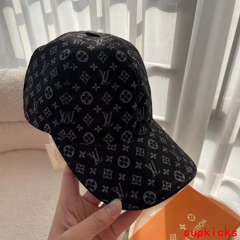 Louis Vuitton Luxury Cap