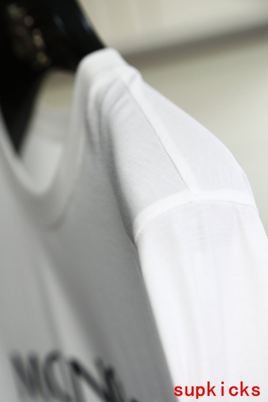 Moncler Luxury Cloth