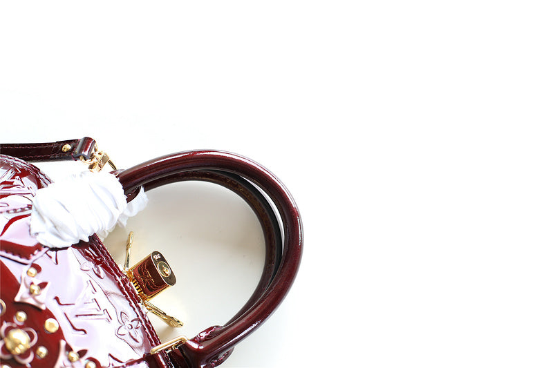 I W Fashion Lu-Vi bags - 8264