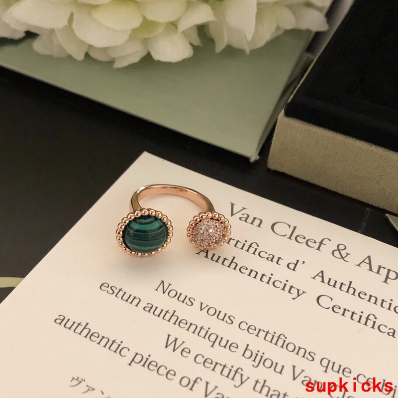 Van Cleef & Arples Jewelry