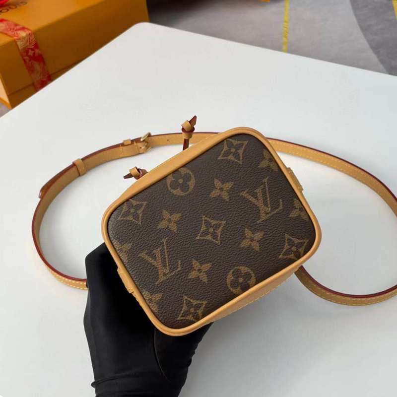 LOV2 Bags - Luxurious Bags  612