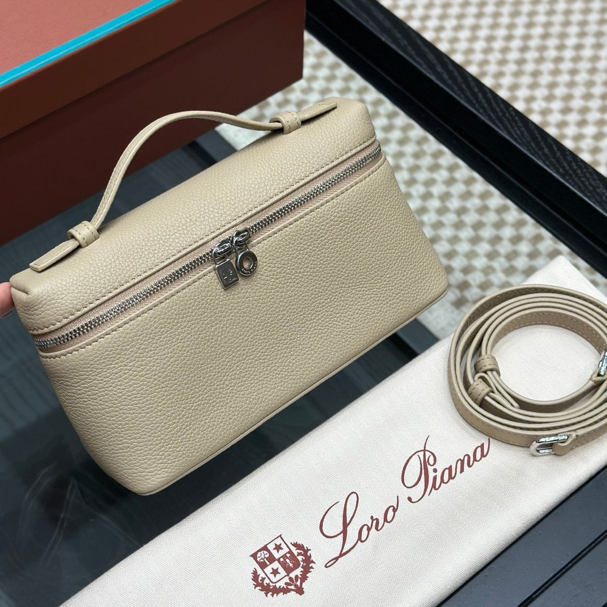 LORO P EXTRA POCKET L19 BAG