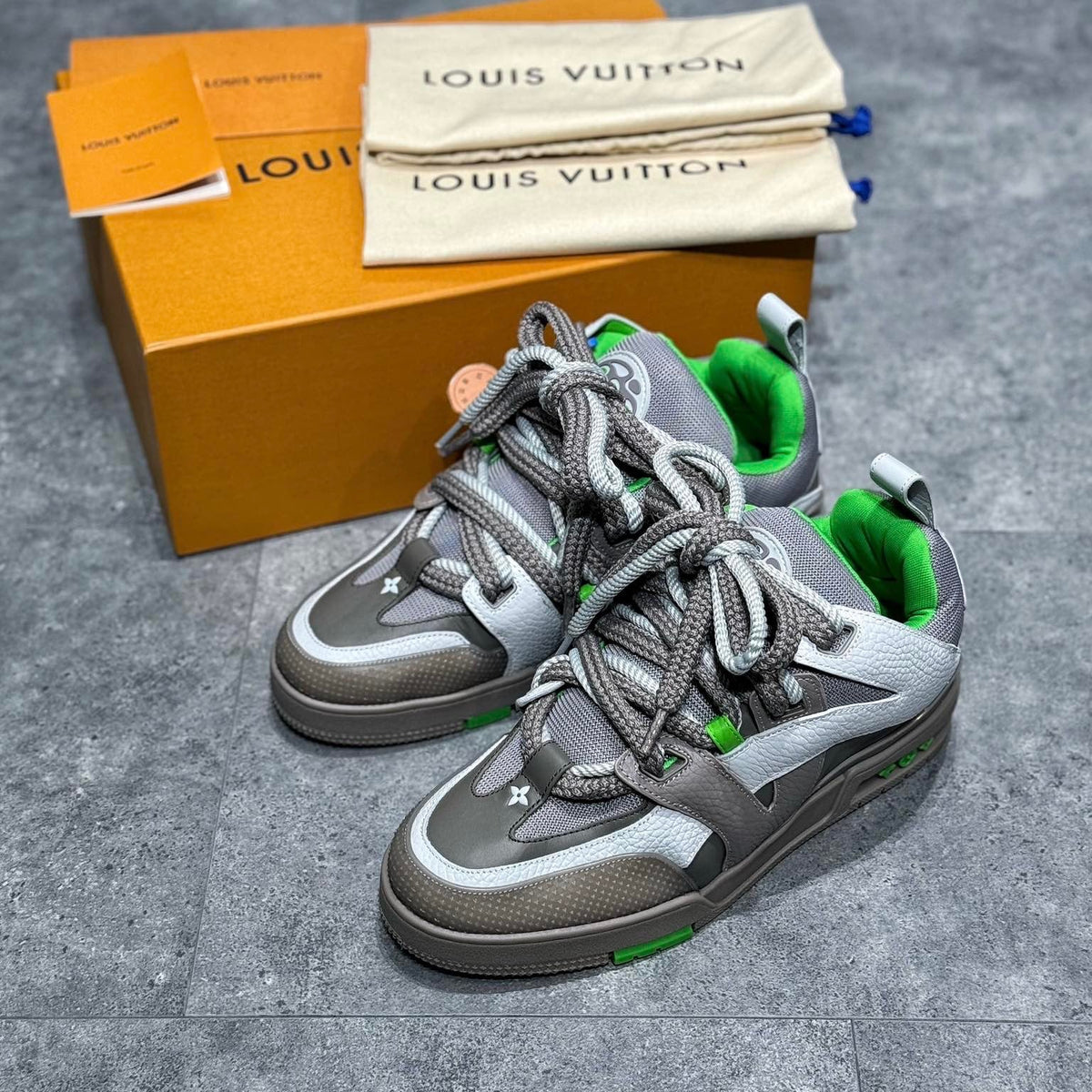LOU TRAINERS