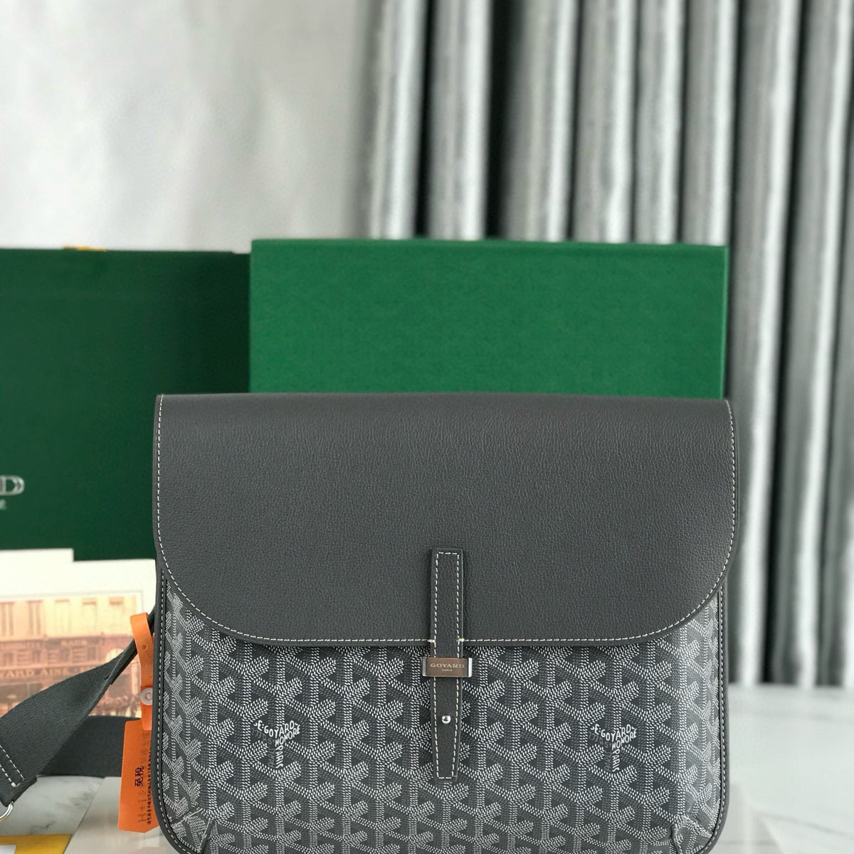 GOYA COURSIER MESSENGER BAG