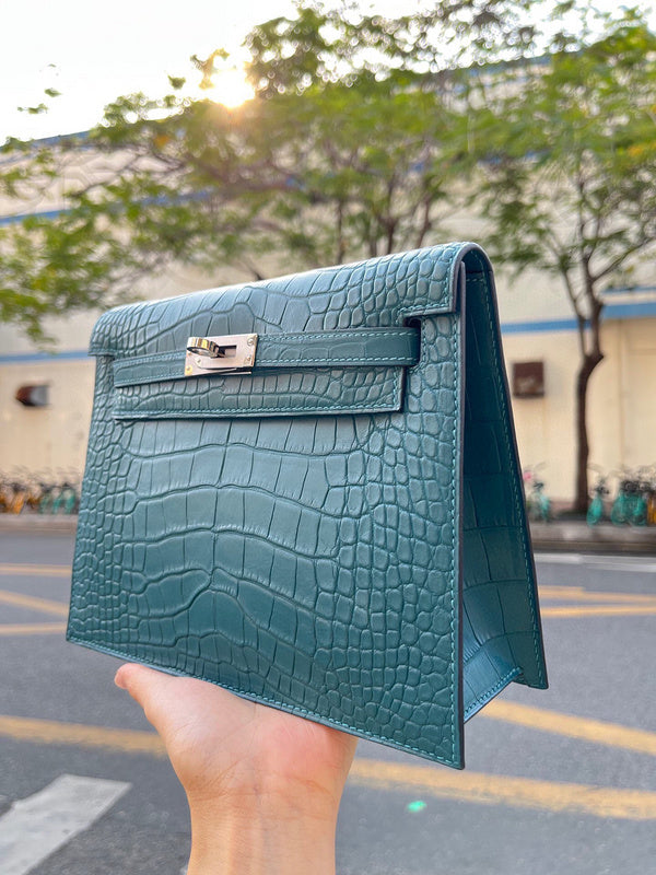 PHA - HMS Bags - 1556