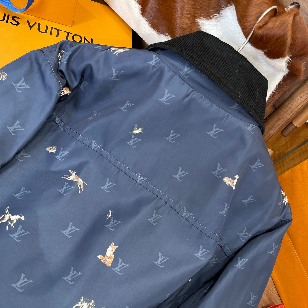 LOU JACKET