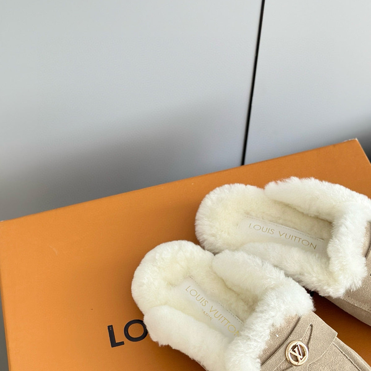 LOU SOHO OPEN BACK LOAFERS