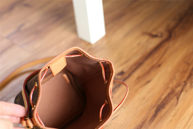I W Fashion Lu-Vi bags - 9390